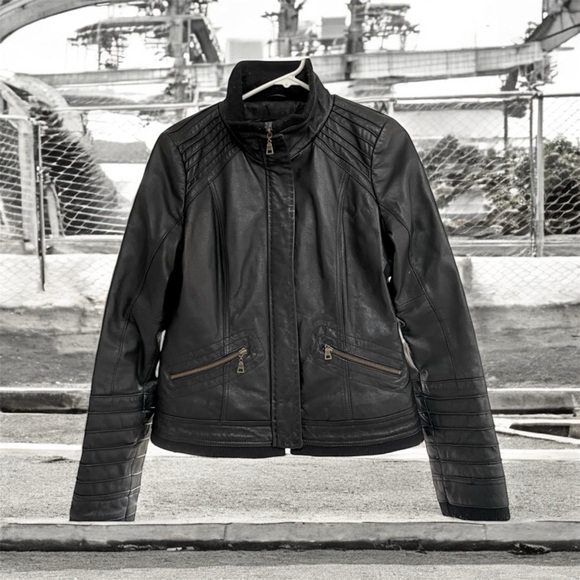 Y2K Black Danier Leather biker/moto Jacket (Short/bomber length) size small - Picture 1 of 13